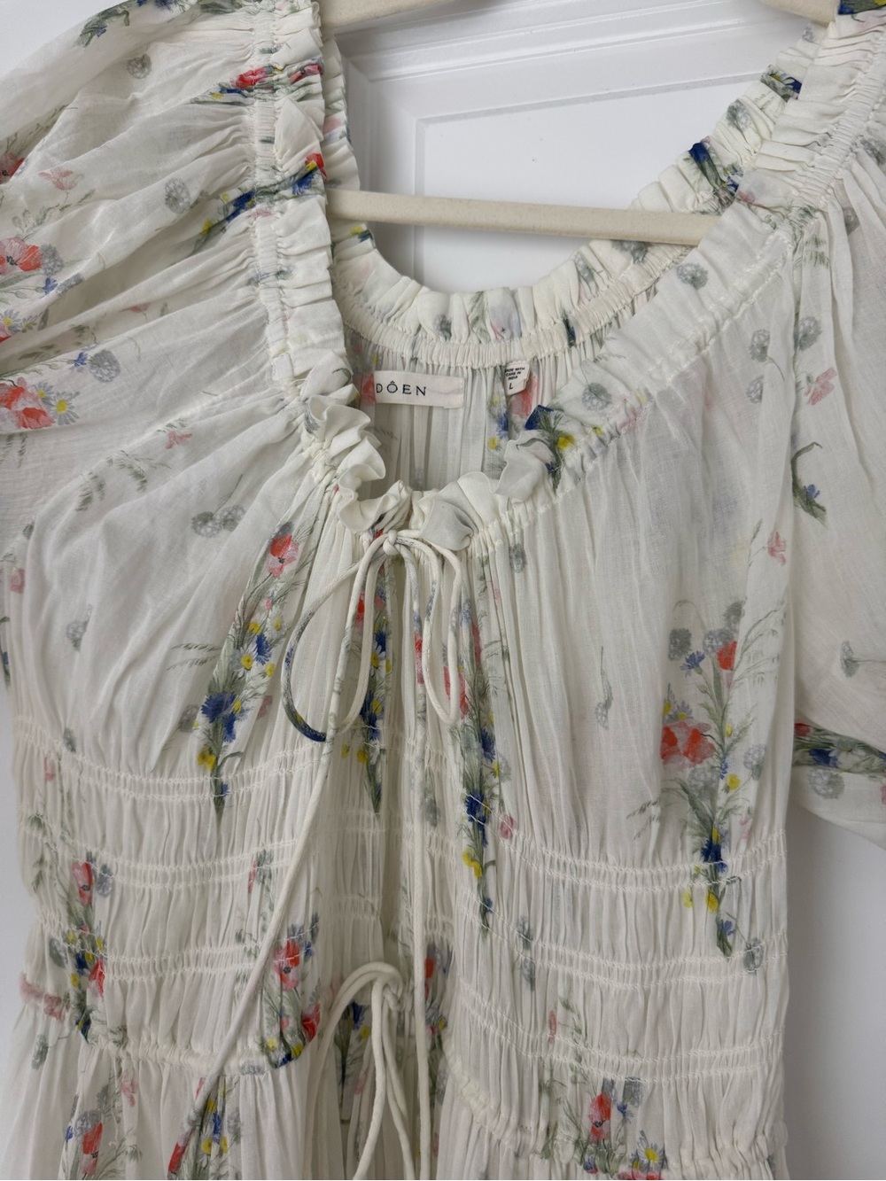 Doen Cream Floral Maxi Dress with Puff Sleeves - Picture 6 of 9